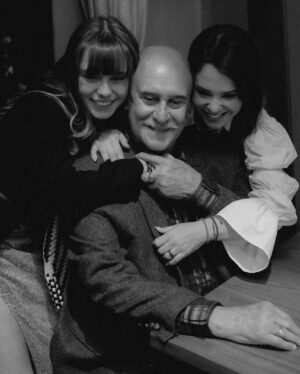 Natasha Klauss Instagram - Y los cumpliste muy feliz … te amo #paloma ❤️
La canción lo dice todo …
Gracias @ricardodiazphotographer por capturar este día tan especial en tu lente ❤️🙏
Faltaste tú mi @alanaranjar pero estabas ahí con nosotros ❤️
@cao.jorge @aecardenas_ @marcelalucasn y todos los que nos acompañaron esa noche en @storiadamoreco ❤️