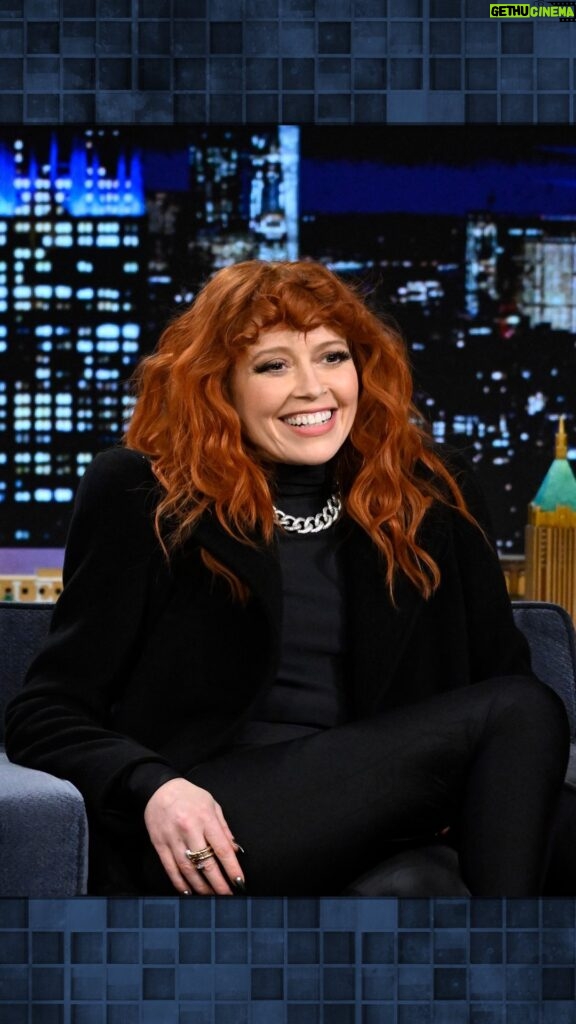 Natasha Lyonne Instagram - @nlyonne shares what drew her to direct @jacnov’s stand-up special 😂 #FallonTonight