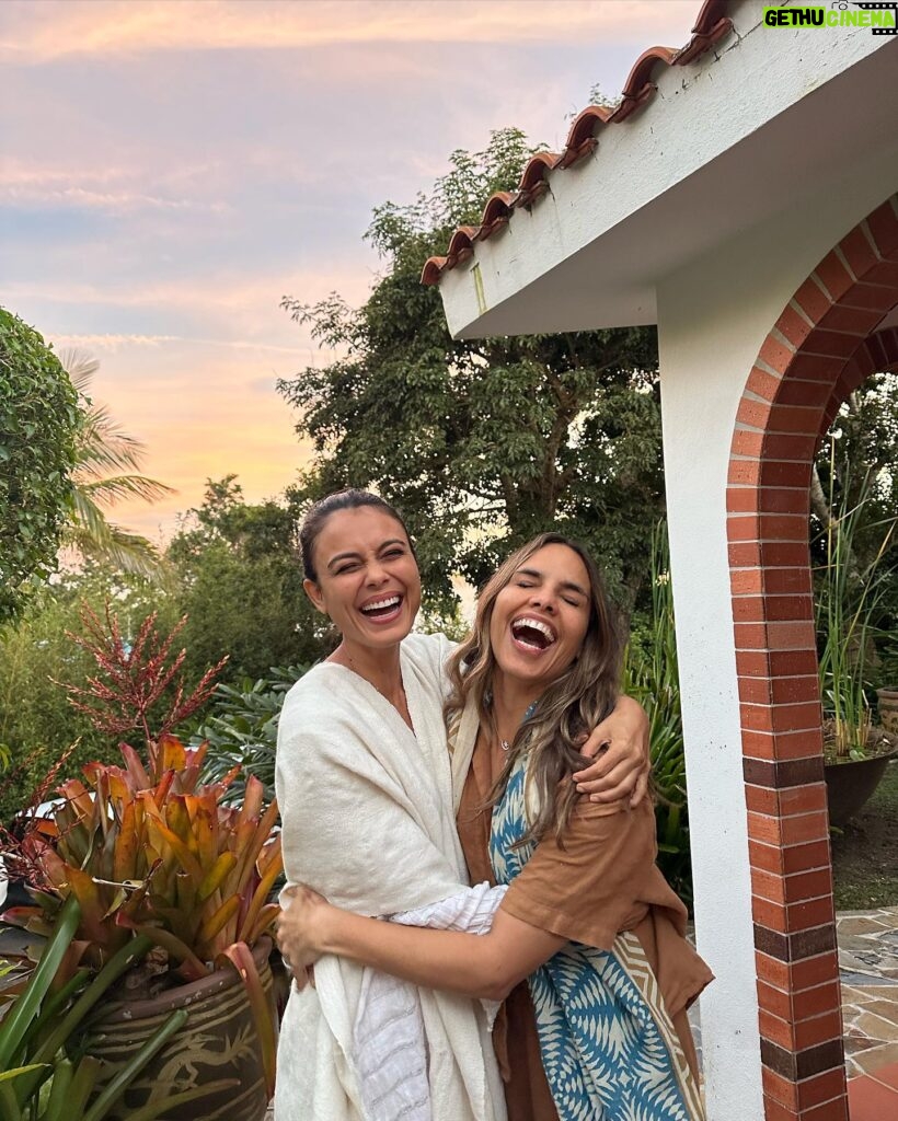 Nathalie Kelley Instagram - Feeling so much gratitude and love for my human and more than human family. I’m usually a massive Xmas grinch but this year I got swept away in the love, laughter, kindness and loving care of these beautiful beings. The island of Boriken (Puerto Rico) is always so good to me and after months of isolation in the Amazon it’s so good to be living in community once more. I love waking up and see these faces first thing in the morning and before I go to sleep at night. So much love to you @indiecitadorada , @yellowcrystalseed, @gbsk, @ale.melchor, Arian and Mishki ❤️ luscious linen pieces by @estiloemporio 🌹