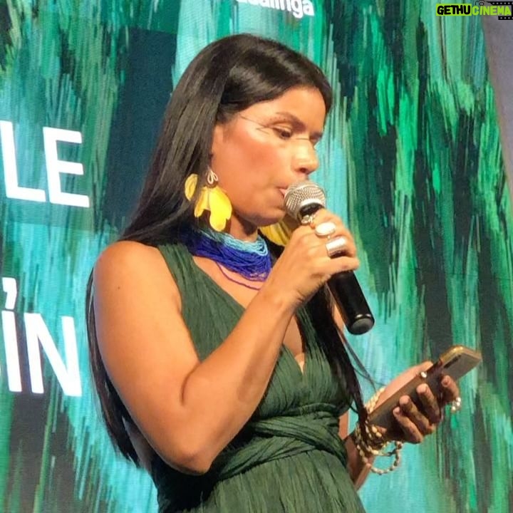 Nathalie Kelley Instagram - The most powerful voices at COP27 have been the Indigenous women, speaking up in defense of our forests, our oceans, our air and water, for LIFE itself. These woman are my constant inspiration, please follow and support their wonderful work. These are the voices and visionaries we need to guide us back into balance. Enough of the men in suits who are slaves to corporate interests, creating misguided and unjust policies and pouring money into Co2 Colonialist frameworks / carbon credit markets. @ninagualinga , @guajajarasonia @xiyebeara @jadethemighty - thank you for being our guiding lights, giving me hope amongst all the corporate greenwashing that has been the main hallmark of this years COP. May your powerful messages be heard far and wide. #COP27