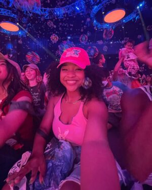 Navia Robinson Instagram - 🎂