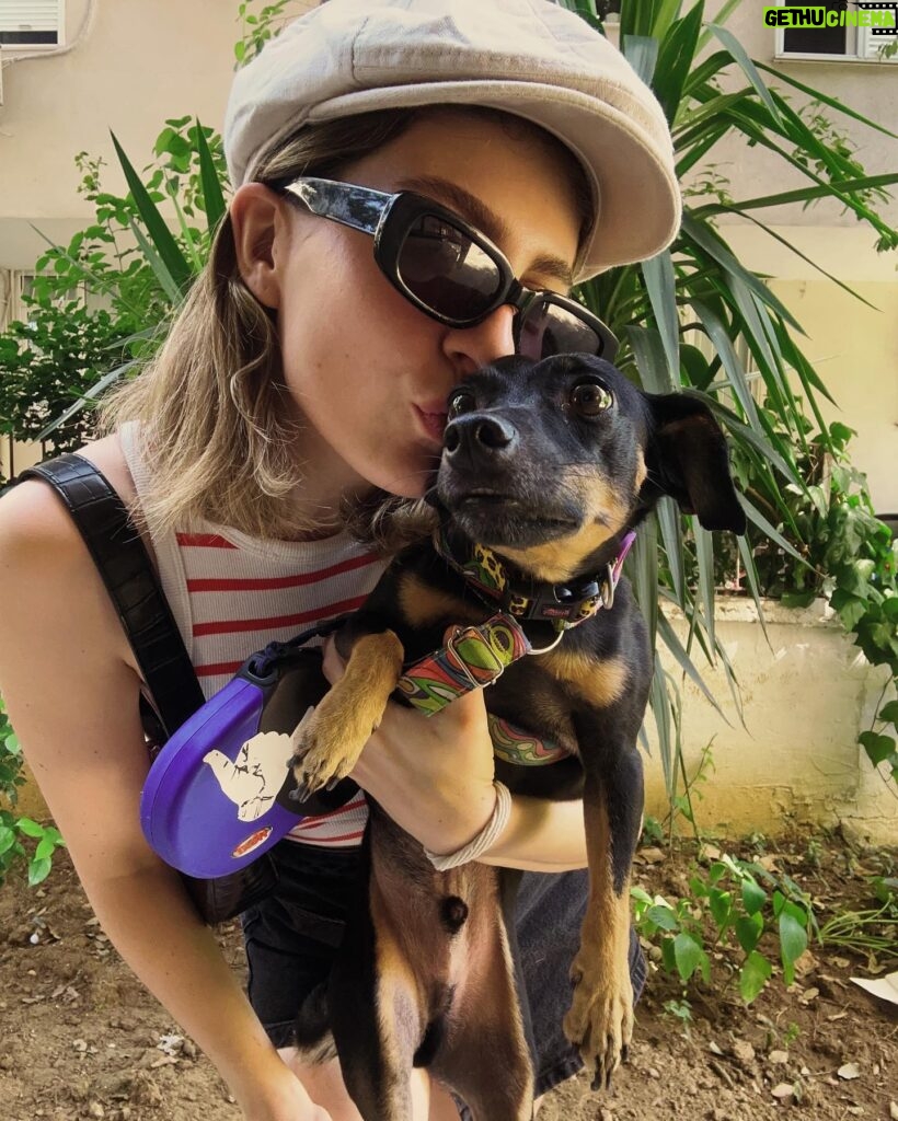 Naz Çağla Irmak Instagram - veterinere gittiğimizi anladı galiba😬