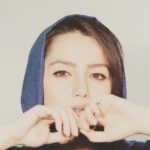 Nazanin Bayati Instagram - شب رسیده است و این قصه که هر شب نوید سحر می دهد... . . . حسین پرنیا و نازنین بیاتی کنسرت خالی از شب - خالی از تو جمعه 21 اردیبهشت 1397 سالن اصلی برج آزادی خرید بلیت از تیوال https://www.tiwall.com/music/parnia-bayat شماره رزرو بلیت: 09363919096