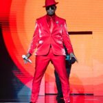 Ne-Yo Instagram - WE LIT DETROIT UP LAST NIGHT! 🔥🔥 INDIANAPOLIS, it's almost time! 🥂🌹#ChampagneAndRosesTour 🎥: @christianngilchrist