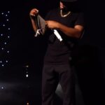 Ne-Yo Instagram - Thank you Houston for the gift! 👀😂 #ChampagneAndRosesTour 🥂🌹 🎥: @christianngilchrist