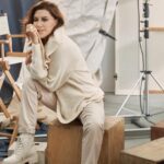 Nebahat Çehre Instagram - Mutlu Akşamlar ❤️ Sevgili takipçilerim sizleri çok özledim🥰 Nasılsınız 🌸 Kıyafetim tabi ki @lcwaikiki ❤️ Sevgili @nihatodabasiofficial 🥰