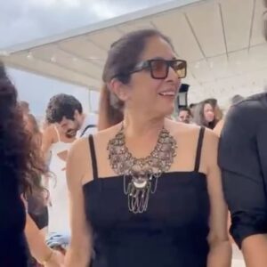 Neena Gupta Instagram - Hai na kuch baat