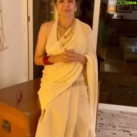 Neena Gupta Instagram - Happy Ganesh Chaturthi 🌸