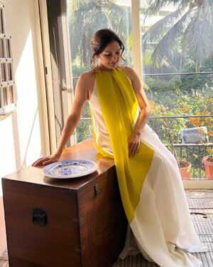 Neena Gupta Instagram - Summer ☀️