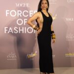 Neena Gupta Instagram - Ye huee na baat