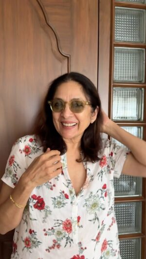 Neena Gupta Instagram - 🤣 • Happy Mother’s Day to everyone who is constantly schooled and given reality checks by their mummies even in their 30s 😁♥️🥰♥️