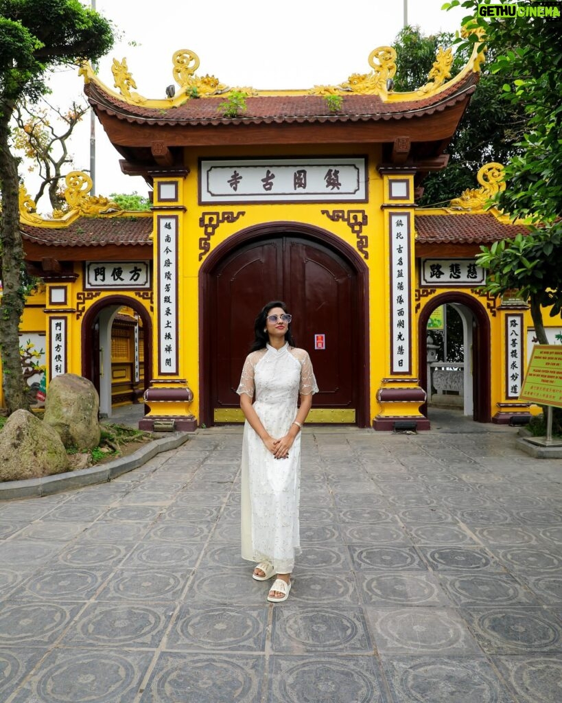 Neha Chowdary Endluri Instagram - One with the Vietnamese dress ! 🤍 #swipe #neha_nani #nehachowdary #vietnam #pagoda