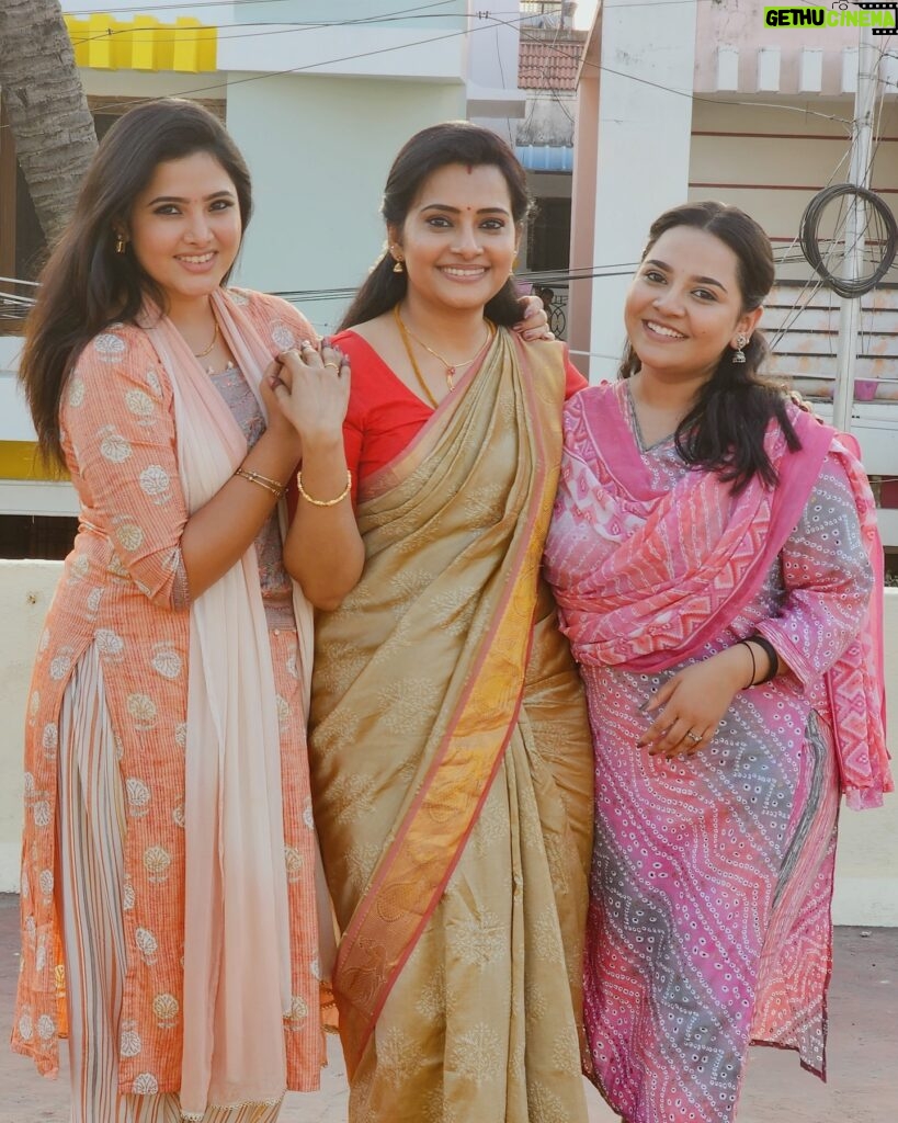 Neha Menon Instagram - THE SISTERS from #Lakshmi sets!♥️ #lakshmionsuntv
