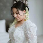 Nessie Judge Instagram - 𝒫𝓇𝑒𝓅𝒶𝓇𝒶𝓉𝒾𝑜𝓃 𝑜𝒻 𝒜𝓀𝒶𝒹. 25.02.24 Kebaya @wirantikurniabride Gown Reception #1 @christiebasill Gown Reception #2 @irenedanielle Makeup by @vinnagracia Makeup reception #2 by @bubahalfian Hairdo akad @minarbeauty Hairdo resepsi @yuliacenvensius Invitation @invitto.printery Souvenir @almas.beads @somethincofficial @hintofyou_ @realfoodjelly Entertainment @theredcarpetentertainment Photobooth #1 @lolphotobooth.co Photobooth #2 @photomaticsid Decoration @tuesdayproject Wedding Planner @pure.organizer Photo Video @byputrida Live Cam @viding.co Rings @tiffanyandco