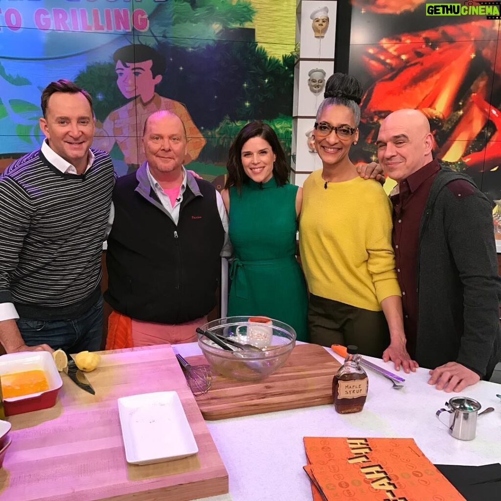 Neve Campbell Instagram - Had a blast on The Chew today! I may actually have cooked something decent. Miracle of miracles. Airing today at 1pm EST. @abcthechew