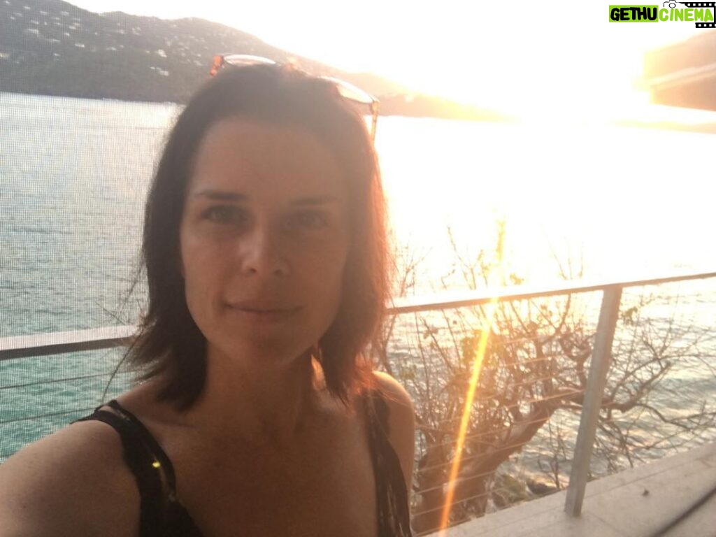 Neve Campbell Instagram - Had a beautiful long awaited vacation in the Caribbean with my amazing family. Although the hurricanes certainly took their toll the spirit and beauty remain intact and breathtaking. The sunsets alone are worth the visit and the islands can certainly use the support. Very grateful to have had time there.