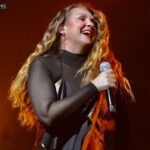 Niña Pastori Instagram - Lo de ayer en Miami se quedará por siempre en mi corazón! Tengo que agradecer a mucha gente que está a mi lado y me están apoyando con mucho cariño 🍀💜 Que viva la música de corazón! Esa es la que perdura y perdurará siempre! Os quiero familia!!! Nos vemos hoy en Orlando en el Steinmetz Hall | 7:30 p.m 💜 📸 Alfredo de Armas 🪡 @paco_rus 👗 @duyos_oficial 💍 @mdepaulet #CaminoGira2024 #MisFansLosMejoresDelMundo