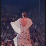 Niña Pastori Instagram - Recordando tantos momentos bonitos que hemos vivido con Camino desde su lanzamiento, que hace unos días celebrábamos. Un año inolvidable que ha sido posible disfrutar gracias a un equipo maravilloso, a mi gente y a vosotros 💜🍀 #CaminoGira2024 #MisFansLosMejoresDelMundo