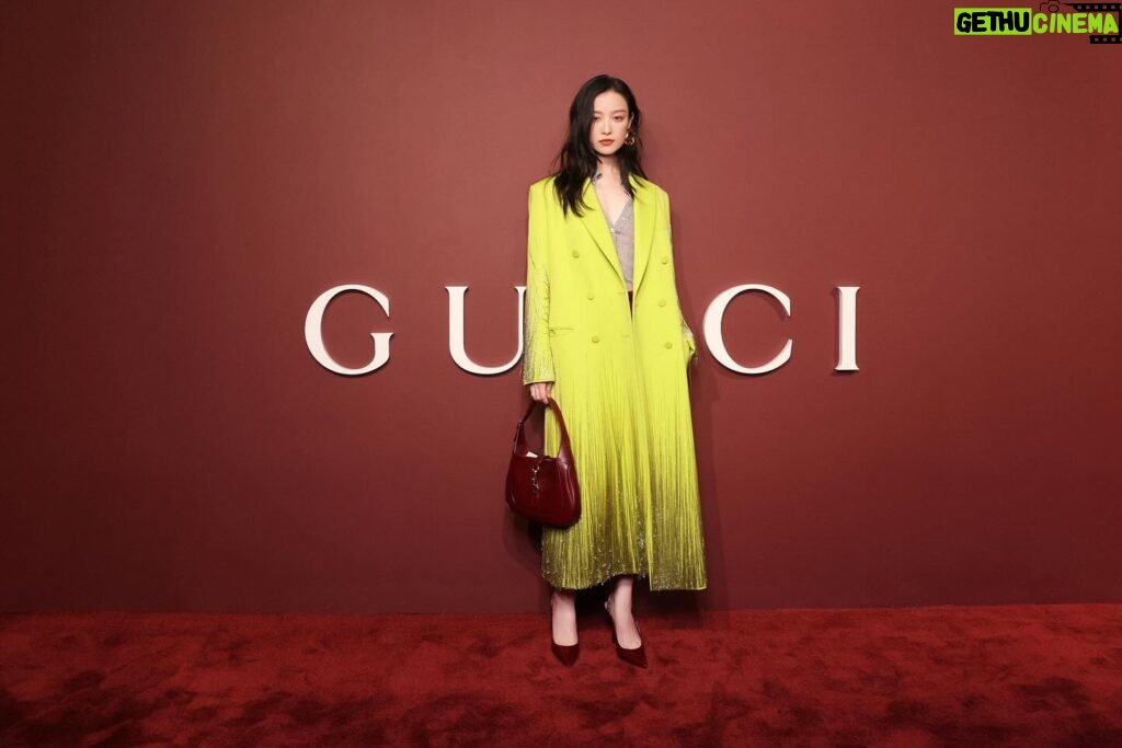 Ni Ni Instagram - 感受再一次的怦然心动♥️  #GucciAncora @Gucci @Sabatods