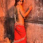 Nia Sharma Instagram - Zooming in On Chudail’s winged liner , kohl, Bold red lips and her outfit…. #suhaganchudail @jyotiiadvani.artistry @sankpalsavita @anusoru @ashwitatejwani ajju di, sunny, Rohit, …. And the entire army.