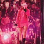 Nicki Minaj Instagram - Thank you to @bigsean & @sadababy DETROIT YOU DA BESTEST!!!!! Until next time!!!!! 🫡 Love you 🩷💜💛♥️🎀 rocking the #Pinkprints @lociwear 👟
