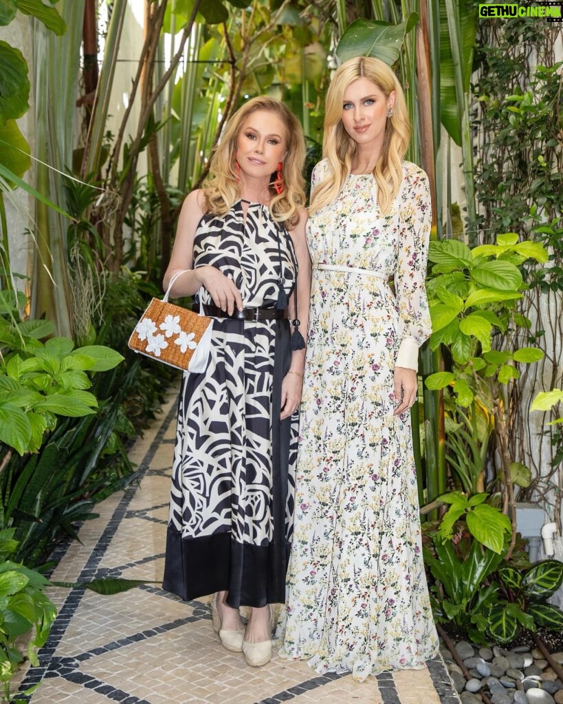 Nicky Hilton Instagram - Palm Beach Diary 🦩🏩🌴