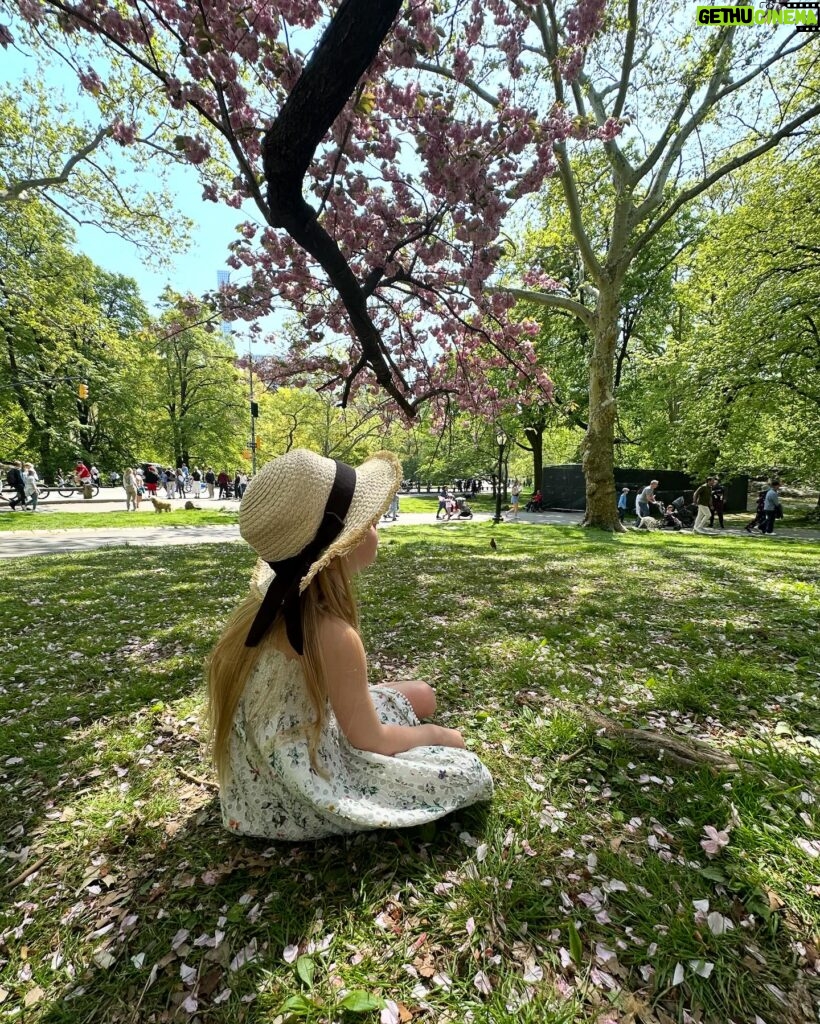 Nicky Hilton Instagram - April showers bring May flowers. 🌧 🌷