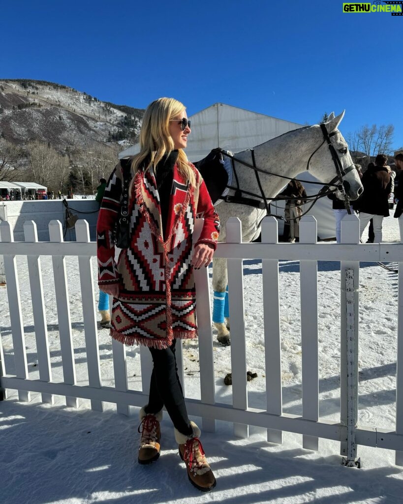 Nicky Hilton Instagram - Good times in Aspen ⛷️🐻🏔️🚠❄️