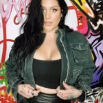 Nicole Faulkner Instagram - Exhale the bullshit
