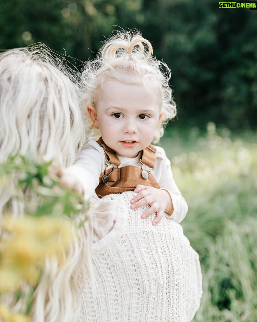 Nicole Franzel Instagram - “mama”. there’s no better title in this world for me & I don’t take it for granted.🤍 im so lucky to have learned from the best & I continue to learn everyday. my dreams are possible because of my mom. I pray to be that for Arrow. his biggest supporter, his safe place, his best friend, all while showing him unconditional love. If you’re trying to conceive. I see you. I feel you. I’m praying for you. If you lost your mom, I am so sorry. I’m praying for you and sending you extra love today. A reminder that you have the most loyal angel looking out for you. Share something about your mom below 🥰❤️ Happy Mother’s Day to all you angels out there. Some earth side and some in heaven.