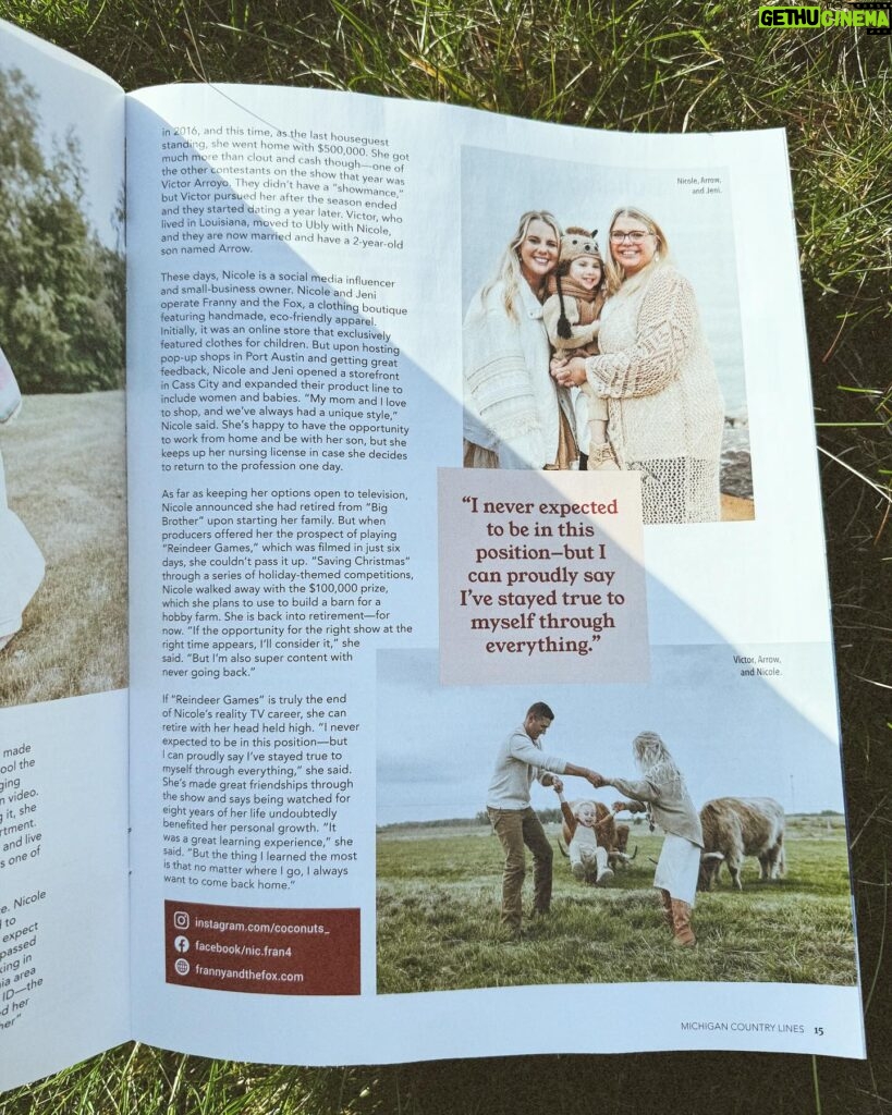 Nicole Franzel Instagram - who woulda thunk?! 👩🏼‍🌾🌾 super excited to be on the cover of a magazine with my pups 🥹 thank you God for this beautiful country life, for the many opportunities you’ve allowed me and for giving me the best parents & family. Everything good in me, is from them. 🤍