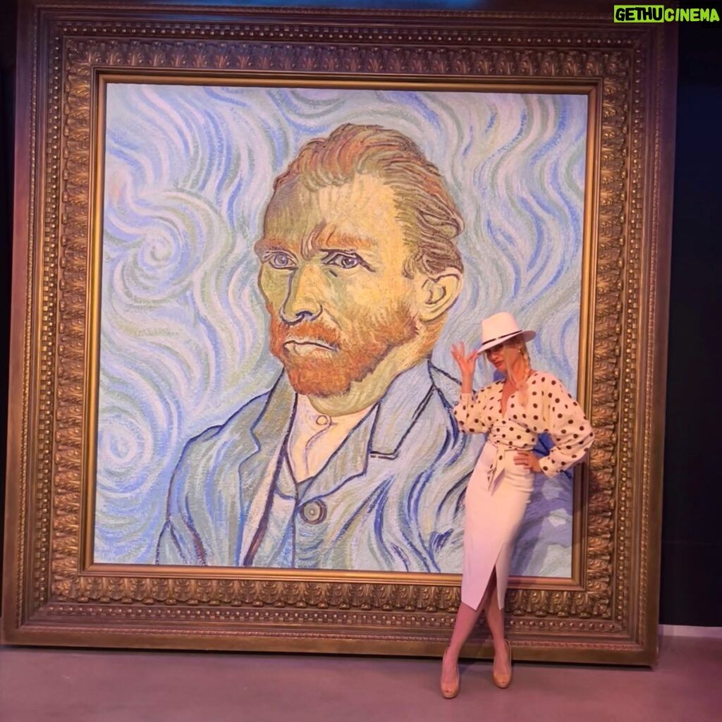 Nicollette Sheridan Instagram - The Immersive Van Gogh Exhibit absolutely stunning and moving! ❤️