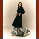Nikki Hsieh Instagram - 「有時候自認做不到的事，其實是可以辦到的」，有些人會慣性低估自己的能力，但其實有時候就只差那點「勇敢」，你敢不敢跳脫舒適圈，挑戰你原本認為辦不到的事情呢？ 文章連結 🔗 https://cava.tw/people/celebrity/249183 @CaVa #12月封面人物 Text_Joyce Styling_Tiffany Lu Photograph_ Johnny Lu Director/DOP/Editor_吳哲箴 Filmmaker_吳翊嘉 Makeup_ Bella Hair_pauline Fashion_Prada、Louis Vuitton、Roger Vivier、Jimmy Choo、Chloé、Rabanne×H&M Jewelry _Cartier、chaumet