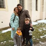 Nikol Štíbrová Instagram - Krásné Vánoce, instarodino. Lásku, pevné zdraví a pokoj v duši každému jednomu z vás ❤️🎄.