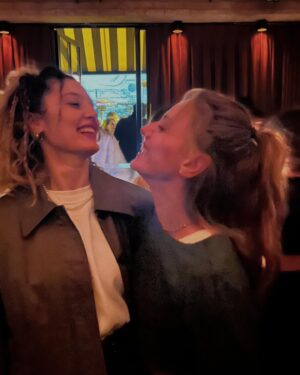 Nilay Deniz Instagram - Başlıyoruz DN Hermanas🥂