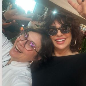 Nilgün Belgün Instagram - Moskova yolcusuyuz✈️
Mutluluk varılacak yer değil 
yolculuğun kendisidir😍🧿
@secilnautilus ♥️