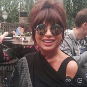 Nilgün Belgün Instagram - Bi yüreklik mesele…🫶🏻