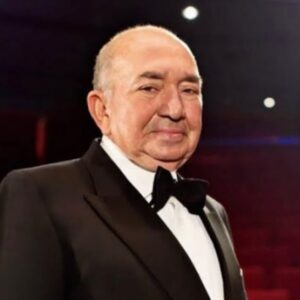 Nilgün Belgün Instagram - Bir çok sanatçının olduğu gibi benim de sanat hayatımda çok önemli bir yeri olan 10 yıl birlikte çalıştığım Erler film “ Bir Başka Gece””İşte Müzik İşte Eğlence” gibi programlarda,
Darbukatör Baryam,
Çiçek Taksi ,Cümbüş sokak, Akasya Durağı ,Yabancı Damat dizilerinde oynarken yapımcımız olan 
Sn Türker İnanoğlu’nu kaybetmenin derin üzüntüsünü yaşıyorum.
Kendisine Allahtan rahmet ailesine baş sağlığı diliyorum.Mekanı cennet olsun🙏Başımız sağ olsun