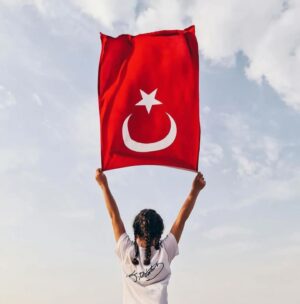 Nilgün Belgün Instagram - 23 Nisan Ulusal Egemenlik ve Çocuk Bayramı Kutlu Olsun🇹🇷🇹🇷🇹🇷🇹🇷🇹🇷
Mustafa Kemal Atatürk♥️🇹🇷