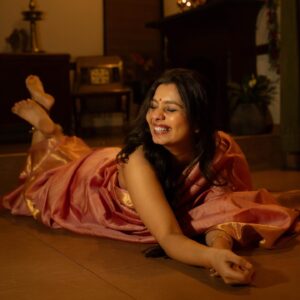 Niranjana Anoop Instagram - Thamburatti Feelings ♥️

  Favourites
@pournami_mukesh_photography 
@femy_antony__ 

@arya.badai  Thankyou for this beautiful saree @kanchivaram.in 😘