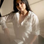 Niranjana Anoop Instagram - 🤍Photography🫶🏻 @pournami_mukesh_photography #unfiltered#bare#white