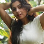 Niranjana Anoop Instagram - 🤍My Thodi 🍀in My Fav Whites 🤍 @pranavraaaj 📸♥️