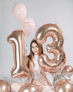 Nisa Sofiya Aksongur Instagram - Happy birthday to me🥳 Photo by @olgaboz #happybirthday #doğumgünü