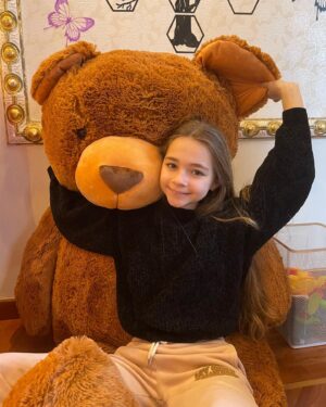 Nisa Sofiya Aksongur Instagram - 🐻 

#nisasofiya #ayıcık #pozönerileri