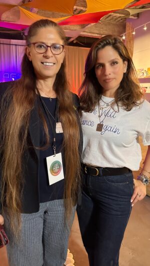 Noa Tishby Instagram - This Mother’s Day, all I can think of is the countless mothers who are affected by the atrocities of October 7th, especially those who are not able to spend it with their families.

I met Hannie Ricardo, the mother of Oriya, at the @novaexhibition in NYC. Hannie is one of the strongest and most brave women I’ve ever met.

This exhibit is open to the public until May 23rd and is located at📍35 Wall Street. Thank you @scooterbraun & @ujafedny for bringing this to life.

In loving memory of Oriya Litman Ricardo 🕯️May her memory be a blessing זִכְרוֹנָהּ לִבְרָכָה

This evening begins Yom Hazikaron, a day in which we remember Israel’s fallen soldiers and civilians impacted by terror 🕯️

Directed by @YoavDavis for #DavisMedia edit Ram Shemi