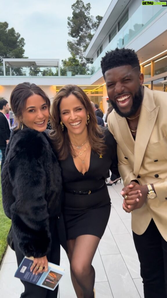 Noa Tishby Instagram - I’m surrounded by Emmanuels and I love it. Thank you @echriqui for the love. And thank you @emmanuelacho for being a friend. Our new book ‘Uncomfortable Conversations with a Jew’ will be available in stores next week - in the meantime you can pre-order it 🙏 Produced by @YoavDavis for #DavisMedia