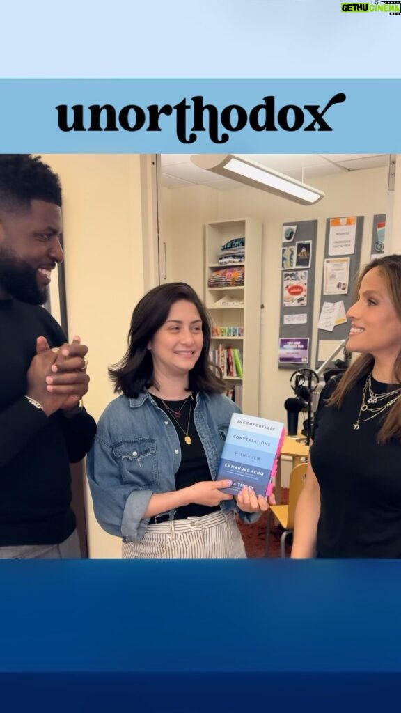 Noa Tishby Instagram - Behind the scenes of @noatishby and @emmanuelacho on Unorthodox! Have you listened to the episode yet?? (And @barbrastreisand our dms are open!) Go to linktr.ee/unorthodoxpod to check it out! Video by @YoavDavis for #DavisMedia
