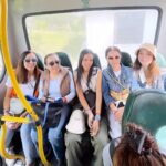 Nohely Arteaga Instagram - Feliz domingo de Pascua para todos 😀 Comparto con ustedes un paseo que hicimos parte de mi familia por Templos y Casas de Ejercicios Espirituales. Organizado muy bien por la alcaldía del Hatillo @alcaldiadelhatillo y @viveelhatillo de verdad fue muy grato!!😄👏👏👏 Y luego nos fuimos a deleitarnos un almuerzo en @asaderosgrillccs en Las Mercedes. Punta de Agnus de primera, espetadas de pollo y lomito acompañado de un milho aliñado delicioso, ensalada de berro de César riquísima, ah y no podían faltar los postres! Todo en un ambiente muy cálida y maravillosa atención y sus precio súper solidarios. Gracias @asaderosgrillccs Hasta la próxima 🤩🤩🤩
