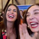 Nohely Arteaga Instagram - Nohely está estrenando su vagina 🤣🤣 así dijo! Gracias queridas @vivianagibelli @caric7 y a los que se sumaron atrás, en el video 🤣 Este 07 de octubre vengan a divertirse con nosotros en el @cculturalbod Con MONOLOGOS DE LA VAGINA 7pm Con @doramazzone @nohelyarteaga @valendeviaje y @mariantoduque Dirección @manriquehector Producción @carorrin @gisellarojas25 @josejimenez9985 Entradas a la venta en www.Ticketmundo
