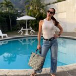 Nohely Arteaga Instagram - Feliz tarde🥰 “Nada se siente mejor que reaccionar diferente a algo que en el pasado te hubiera hecho perder el control “. Leído por allí. Feliz semana🤗 @tiwivenezuela 😎😍